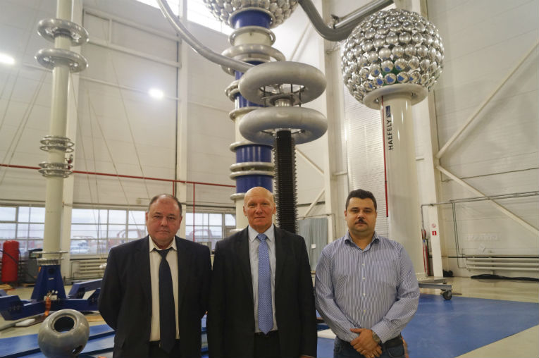 (left to right) Vladimir Ustinov, Alexander Neporozhniy and Dmitry Ivanov at the Izolyator Company’s testing center