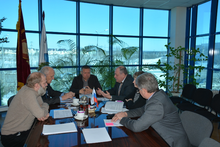 Expert of Agency of Quality Supervision at Izolyator plant, L-R: Alexander Sharikov, Anatoly Balykin, Yury Nikitin, Vladimir Ustinov, Tatyana Vasina and Alexander Novikov