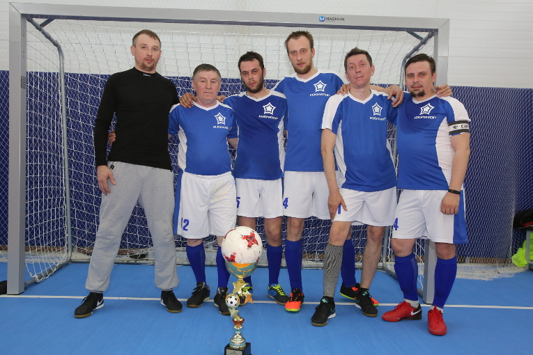 Team 1 of mechanical shop became the first in Izolyator 2018 Spring Futsal Cup among Izolyator staff members