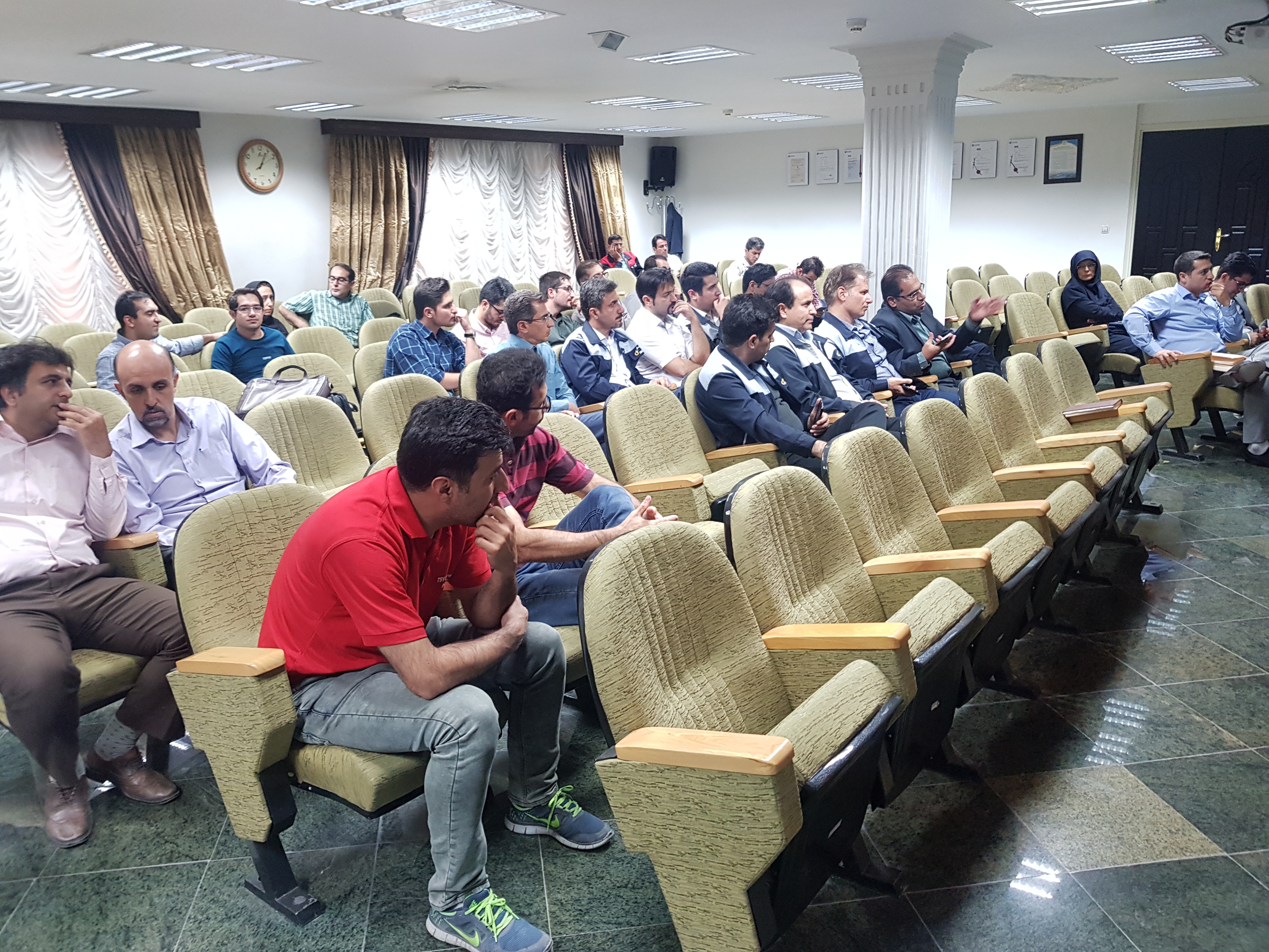 Audience of Izolyator’s workshop at Iran Transfo Corp. 