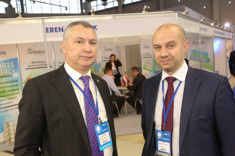 Alexander Slavinsky and Deputy Chief of Innovation Development, Head of Technology Application at FGC UES Kirill Lunin