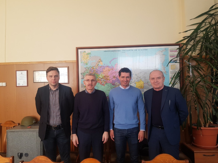 Participants of the working meeting at the Manufacturing complex of Holding Company ‘Electrozavod’, L-R: Anton Anikeev, Chief Designer, Yury Korotun, head of logistics and production support department, Maxim Zagrebin, CEO Alexander Andrianov