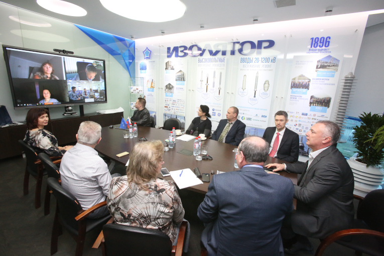 The meeting of the National Study Committee D1 of the Russian National Committee of CIGRE at Izolyator plant in a videoconference mode
