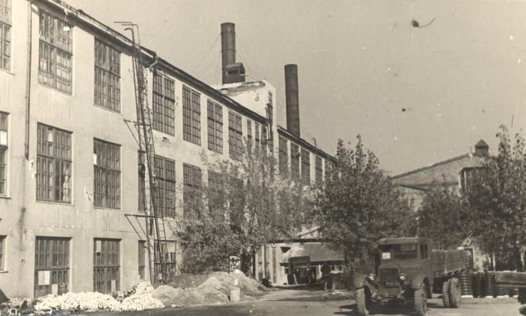 Izolyator plant in the 1940s