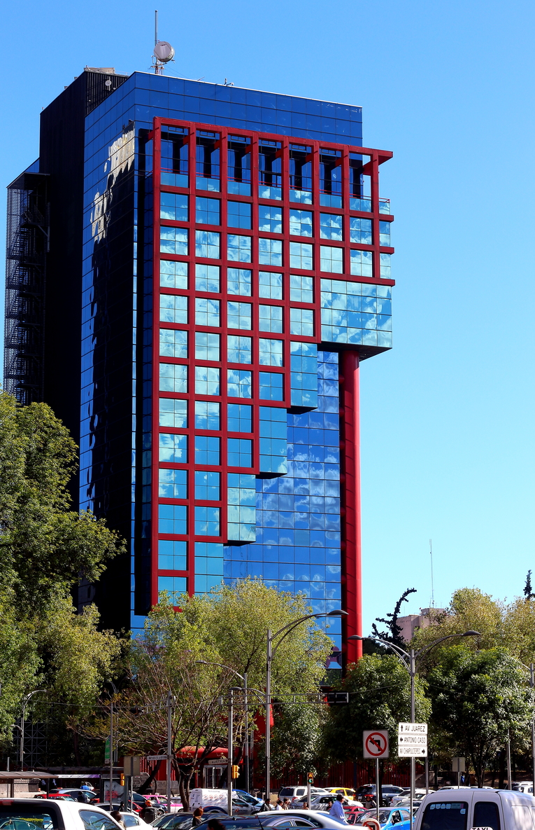 Edificio_de_la_CFE1.jpg