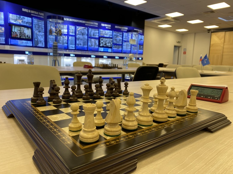 Everything at Izolyator is ready for the opening of the first corporate rapid chess tournament