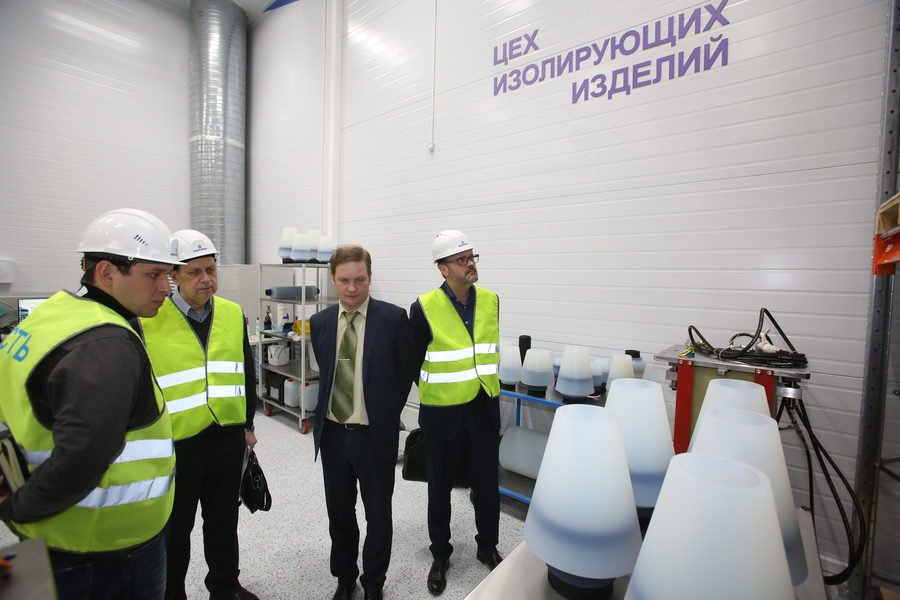 The enterprises of the Izolyator Group received a visit of the Moscow High-Voltage Networks’ management