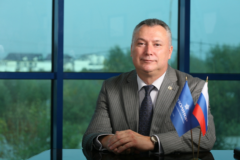 Dr. Alexander Slavinsky, Chairman of the Board of Directors Izolyator