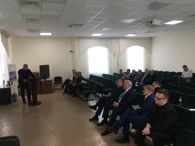 Dmitry Machinistov speaks at MPS Siberia meeting with manufacturers and suppliers of power equipment