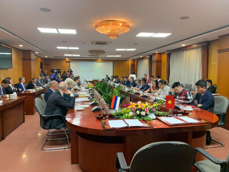 Meeting of the Russian-Vietnamese Intergovernmental Commission on Trade, Economic, Scientific and Technical Cooperation in Hanoi