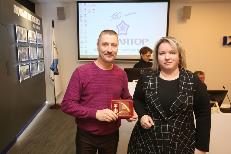 Sergey Moisseev is being awarded the 90 Years of the Moscow Region anniversary medal