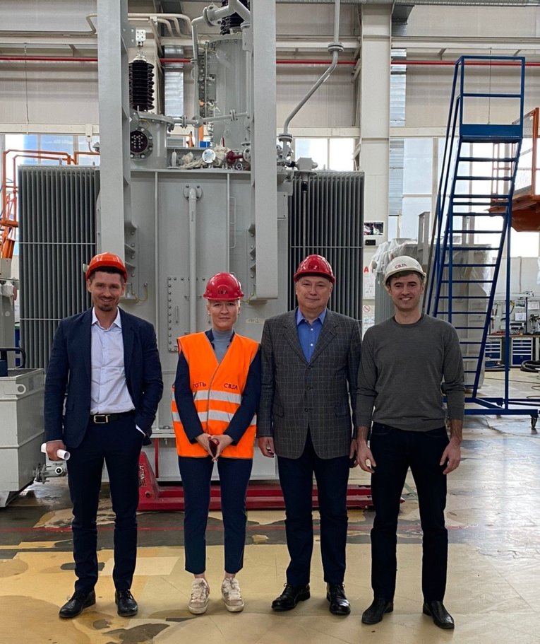 A plant tour over SVEL Power Transformers in Ekaterinburg, L-R: Maxim Zagrebin, Head of Purchasing at SVEL Power Transformers Anastasia Lavrentieva, Alexander Slavinsky and Alexey Kishko, CEO at SVEL Group