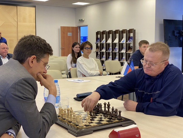The game of chess will harmoniously complement Izolyator's sports life