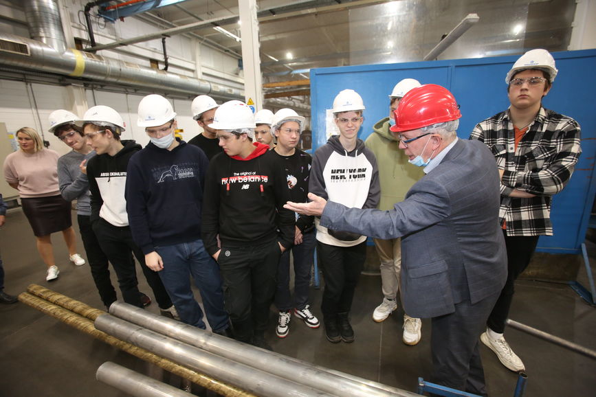 Excursion to the Izolyator Production Complex for students of the Istra branch of Krasnogorsk College