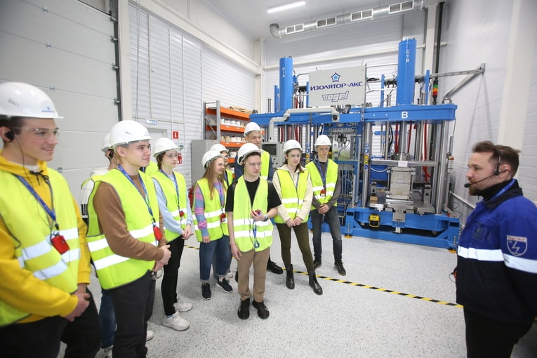 Tour of the Izolyator-AKS high-voltage cable accessories plant
